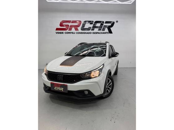 FIAT ARGO 1.3 FIREFLY FLEX TREKKING CVT FIAT ARGO 1.3 FIREFLY FLEX TREKKING CVT